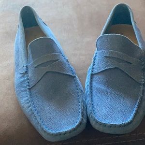 Men’s suede loafer.